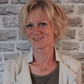 Secretary Simone Scharke